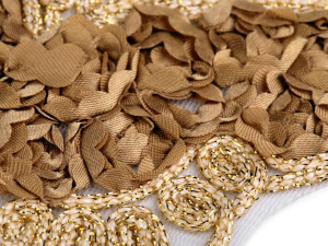 Nažehlovačka srdce, motýl