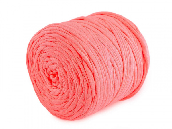 Špagety / příze Spagitolli 550-700 g