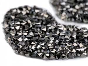 Nažehlovací srdce s kamínky