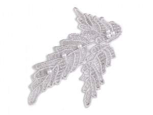 Krajková aplikace / nášivka list s perlami