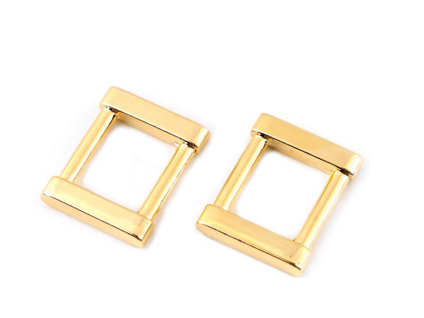 Průvlek na oděvy a tašky šíře 15 mm