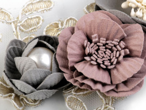 Monofilová aplikace / vsadka 3D 12x23 cm s květy