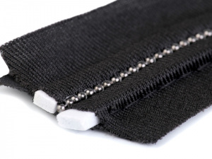 Lampas / ozdobný výpustek / vsadka s řetízkem šíře 30 mm