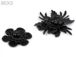 Textilní květ 3D s korálky