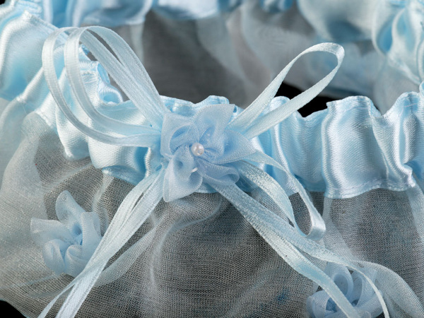 Svatební podvazek šíře v rozmezí od 6-7 cm