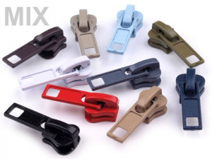 Jezdec ke kostěným zipům No 5