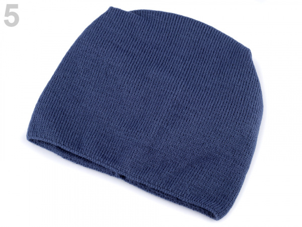 Pletená svěšená čepice