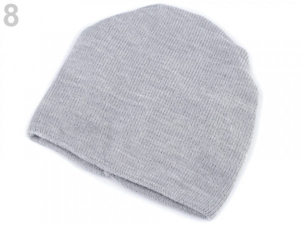 Pletená svěšená čepice