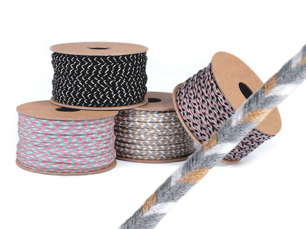 Bavlněná sutaška / provázek šíře 4 mm