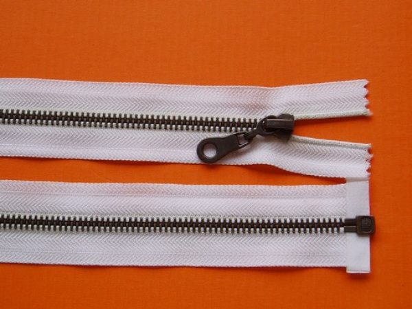 Zip staromosazný 6mm dělitelný 40cm (bundový)