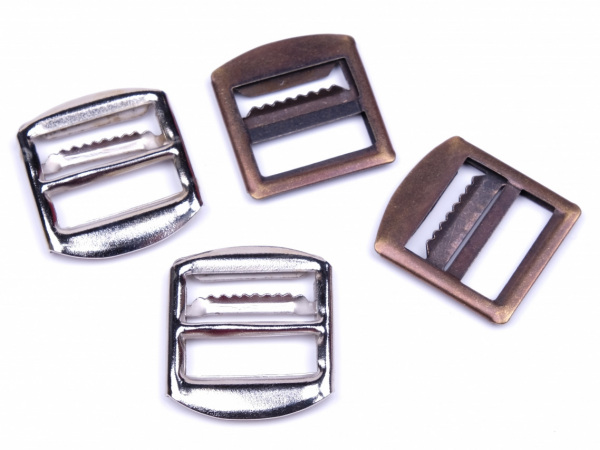 Kalhotová přezka 20 mm