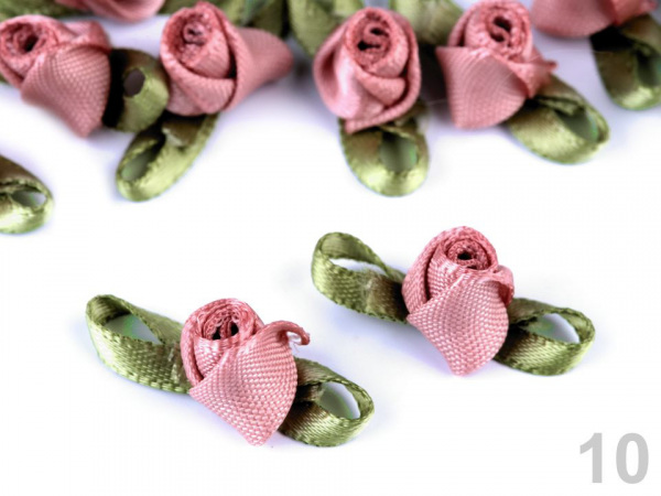 Saténová růže / poupě s lístky