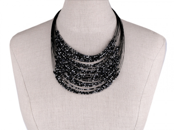 Náhrdelník z rokajlu, víceřadý