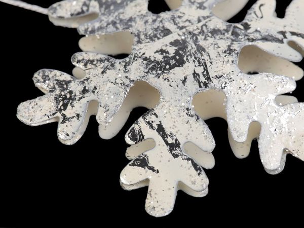 Kovová dekorace 3D vločky Ø7,4 cm