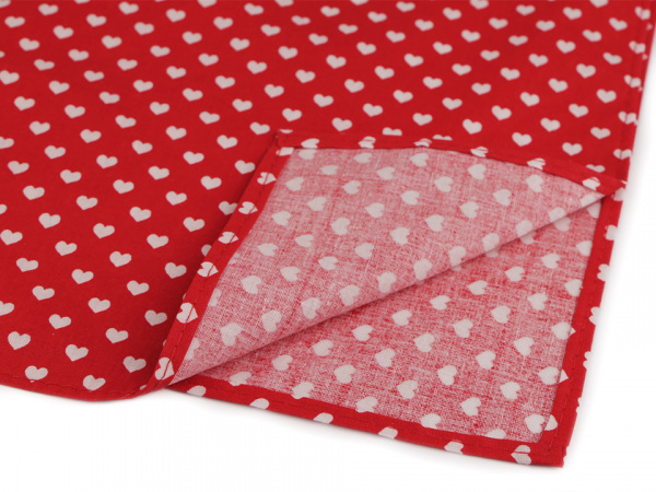 Bavlněný šátek se srdíčky