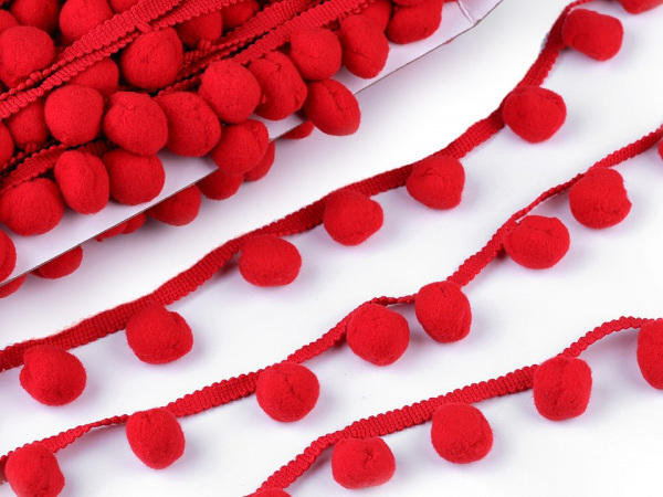 Prýmek šíře 35 mm s velkými bambulkami Ø20 mm