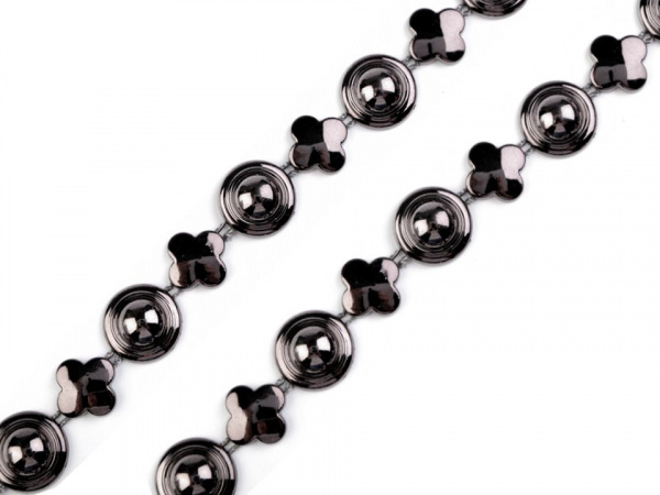 Půlperla a čtyřlístek na šňůře / borta šíře 15 mm