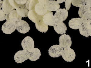 Polotovar k výrobě květů 3D Ø28 mm krajkový