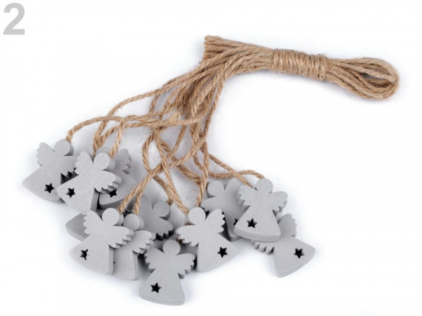 Dřevěná hvězda, anděl, houpací koník s provázkem