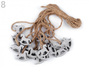 Dřevěná hvězda, anděl, houpací koník s provázkem