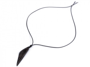 Dlouhý dřevěný designový náhrdelník