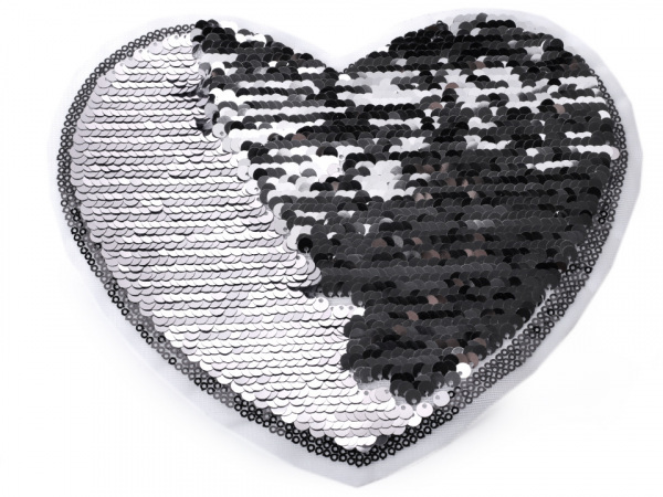 Velká aplikace srdce s oboustrannými flitry