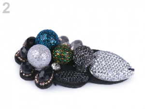 3D korálková aplikace na filcu s broušenými kamínky