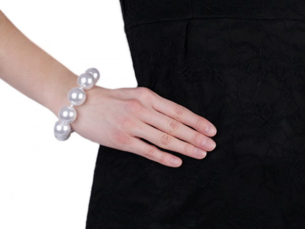 Perlový náramek retro