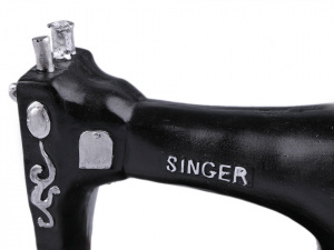 Dekorace šicí stroj Singer