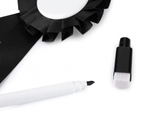 Párty brož / odznak Ø8 cm s popisovačem