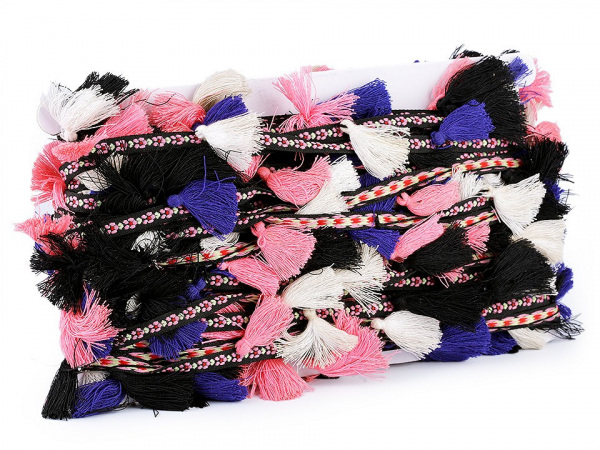 Prýmek se střapci šíře 35 mm