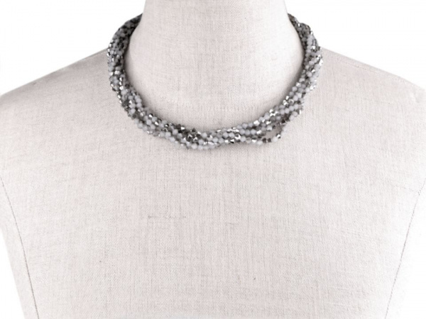 Náhrdelník z broušených korálků