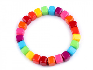 Pružný náramek ze skleněných kostiček