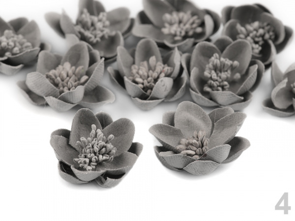 Květ s pestíky Ø30 mm