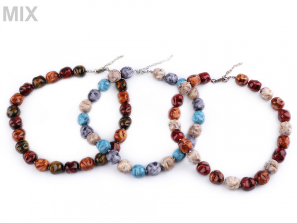 Náhrdelník ze skleněných korálků