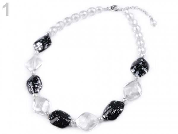 Náhrdelník ze skleněných broušených korálků