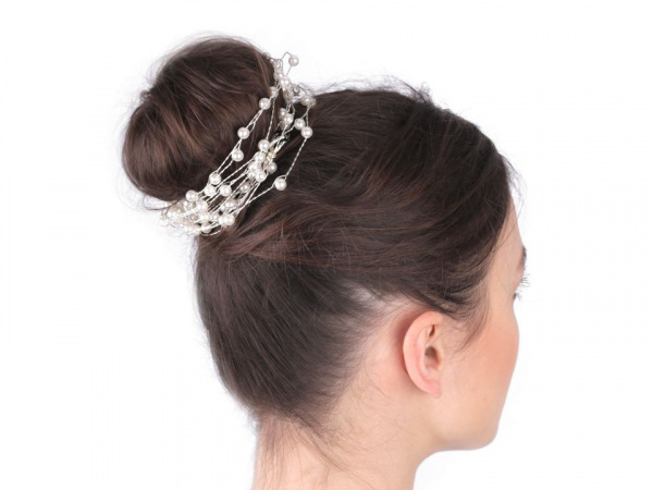 Perlová ozdoba do vlasů