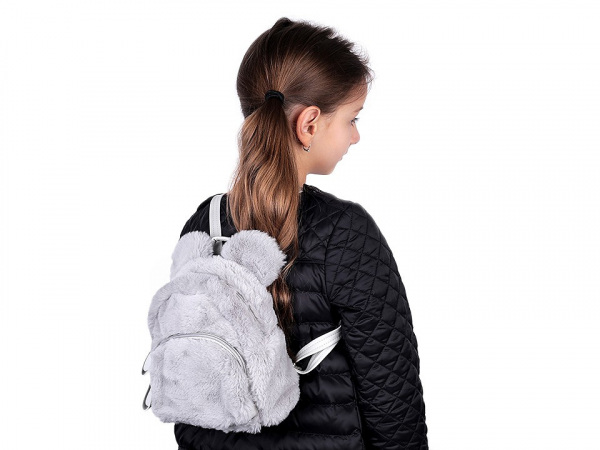 Dívčí kožešinový batoh medvídek