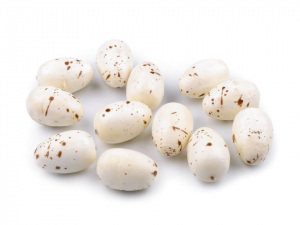 Dekorační křepelčí vajíčka k aranžování v síťce