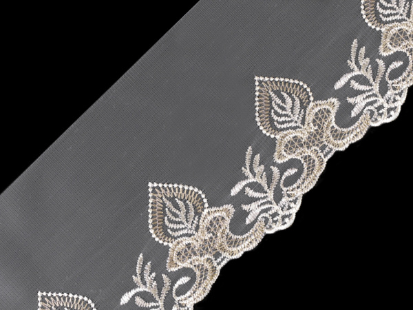 Vyšívaný prýmek na monofilu šíře 16 cm