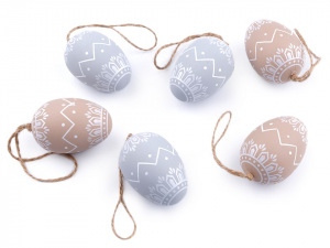 Velikonoční vajíčka s jutovým provázkem