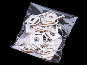 Dřevěná konvička