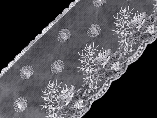 Vyšívaný prýmek na monofilu šíře 14 cm