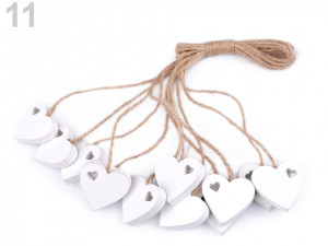 Dřevěné srdce, motýl, květ s provázkem