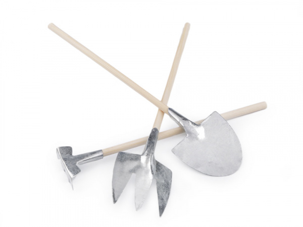 Dekorace zahradní nářadí