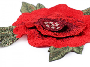 Velká vyšívaná aplikace růže 3D