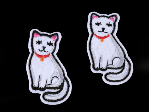 Nažehlovačka kočka