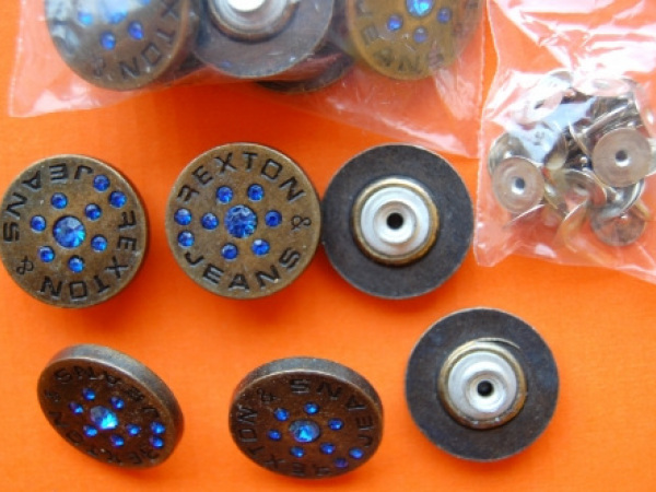 Knoflík Jeans staromosaz vel. 40 (průměr 25mm)