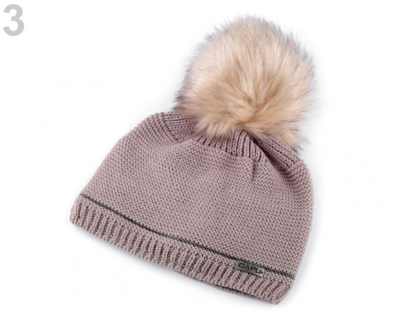 Dámská zimní čepice s bambulí a reflexním prvkem