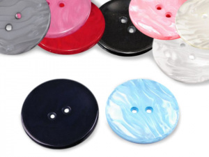 Knoflík perleťový velikost 60"